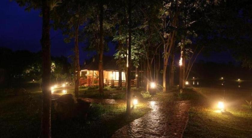 Chiangkham Luang Resort Chiang Dao Luaran gambar