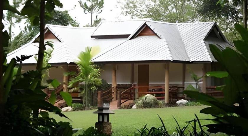 Chiangkham Luang Resort Chiang Dao Luaran gambar